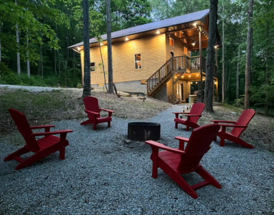 3 Bedroom Cabin Hocking Hills Logan Ohio w Hot Tub